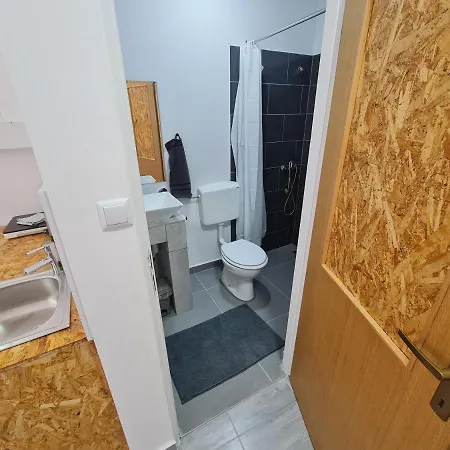Budget Apartment Lelo Centar2 Osijek Buitenkant foto
